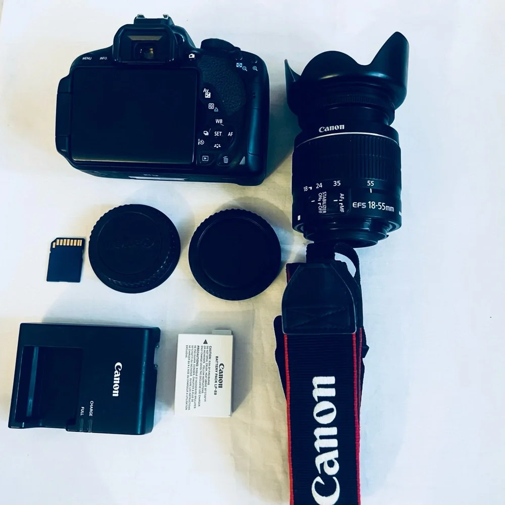 Canon EOS Rebel T5i 18.0MP Digital DSLR Camera Mint Conditions Great Working